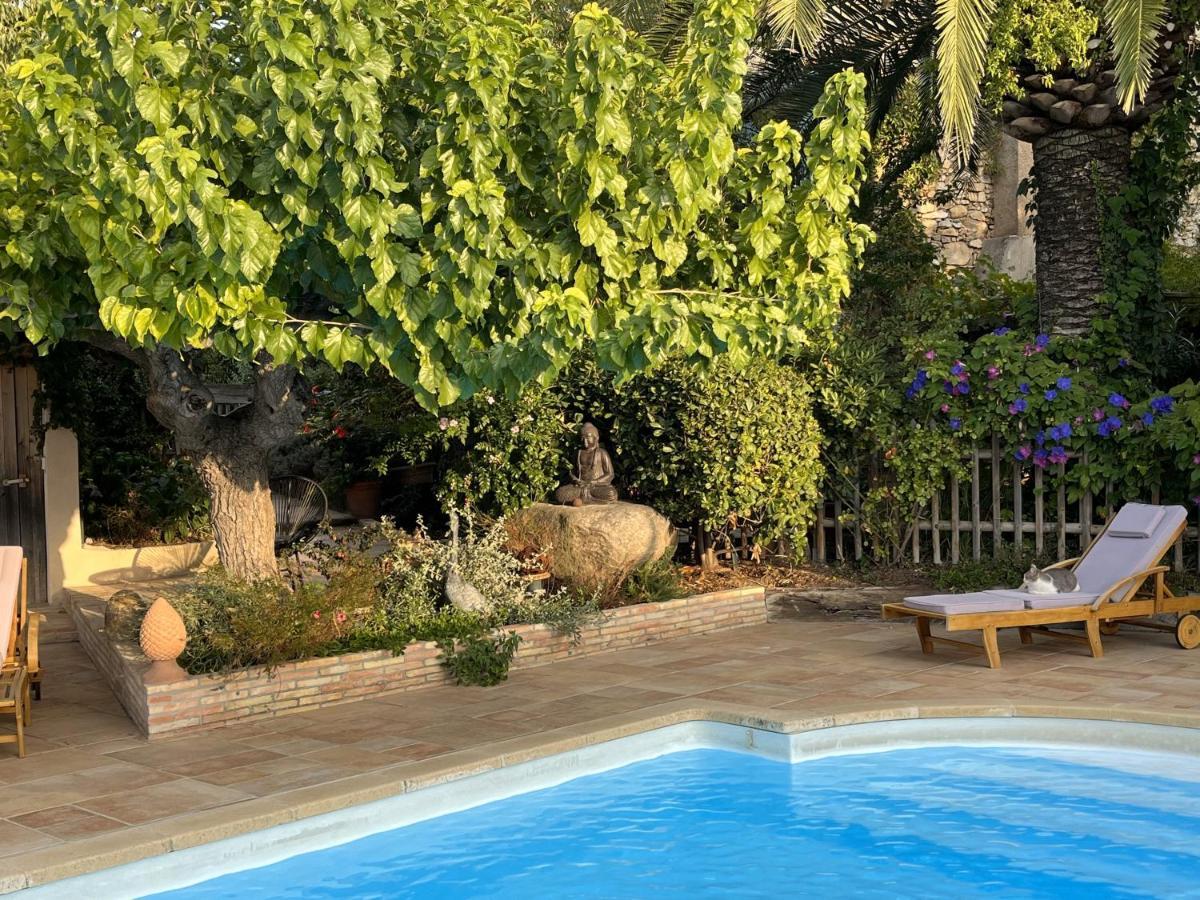 La Maison De Justine Grimaud Esterno foto